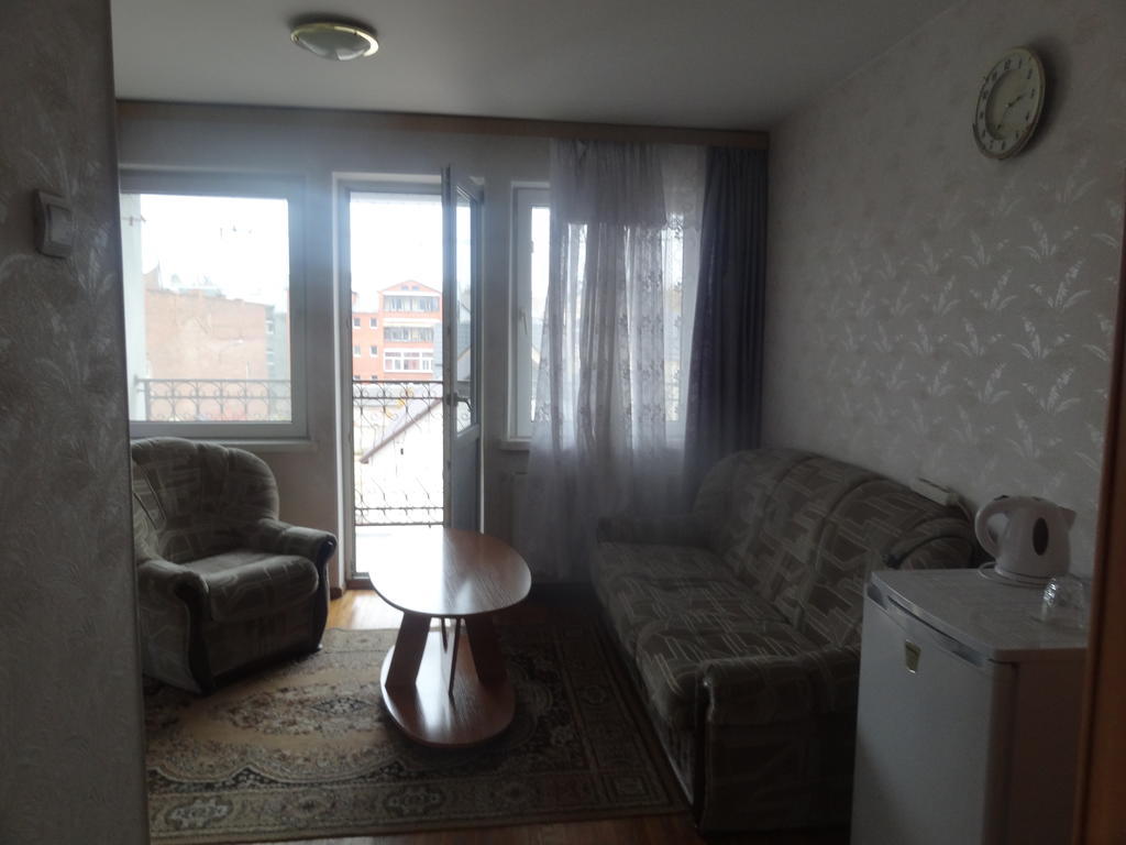 Hotel Rebir Daugavpils Rom bilde
