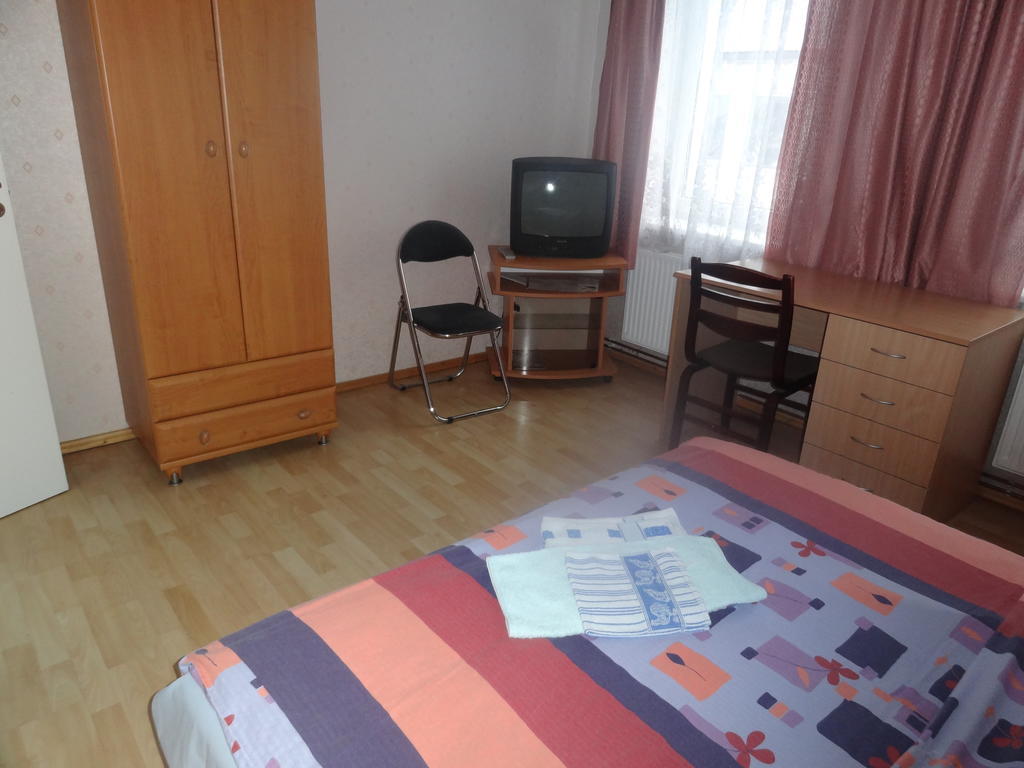 Hotel Rebir Daugavpils Rom bilde
