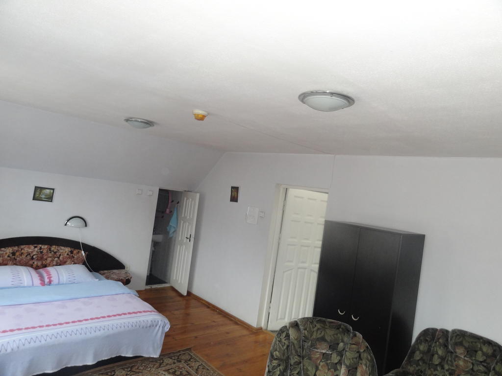 Hotel Rebir Daugavpils Rom bilde