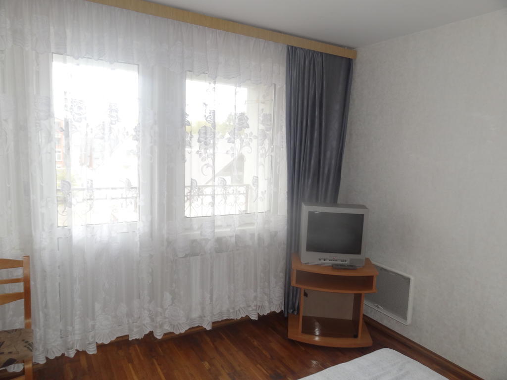Hotel Rebir Daugavpils Eksteriør bilde