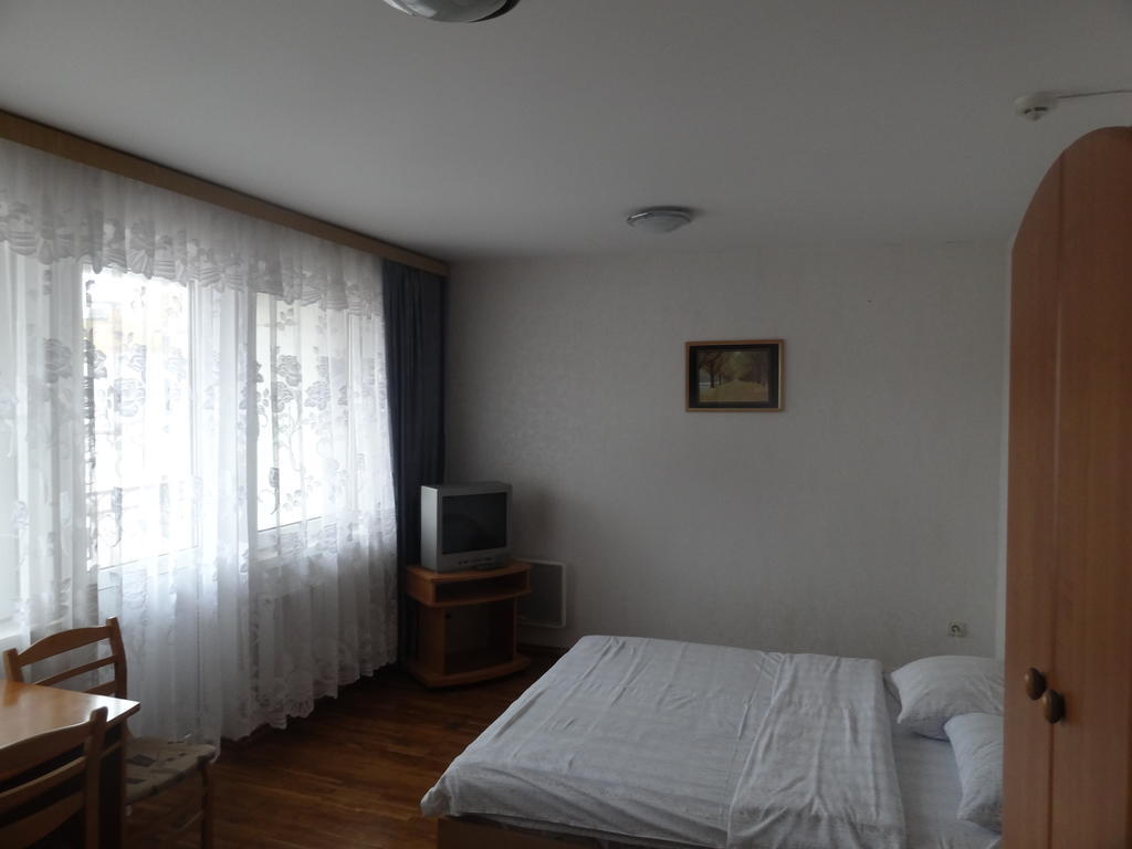 Hotel Rebir Daugavpils Eksteriør bilde