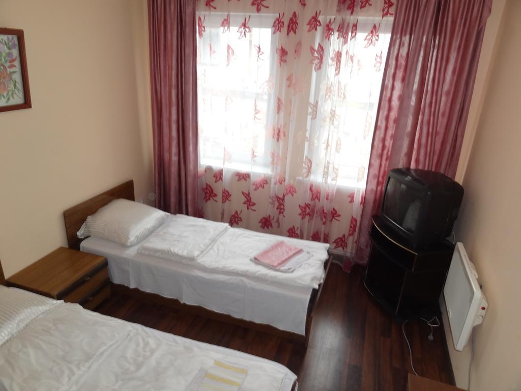Hotel Rebir Daugavpils Eksteriør bilde